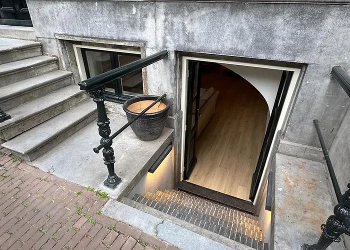 Herengracht 204 Souterrain Without Kitchen Konukevi 3*