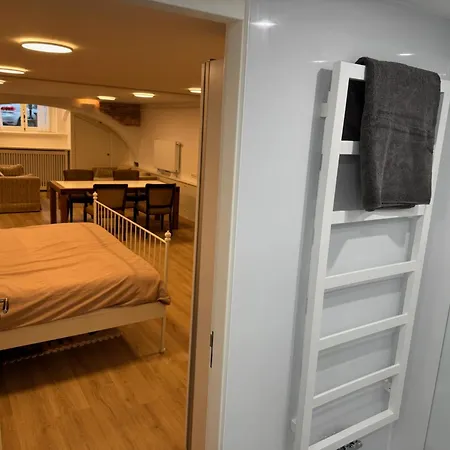 Herengracht 204 Souterrain Without Kitchen Gasthof Amsterdam