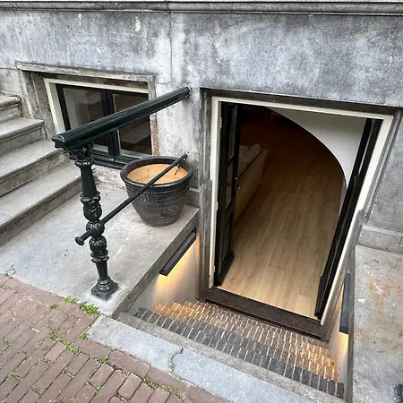Herengracht 204 Souterrain Without Kitchen Gasthof 3*